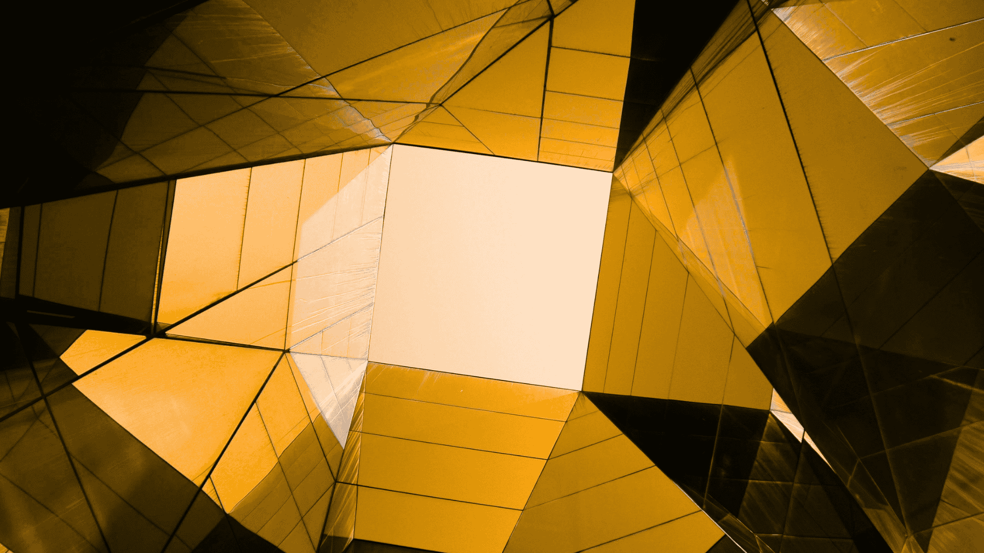 Investment Commentary Gold Yellow Feature