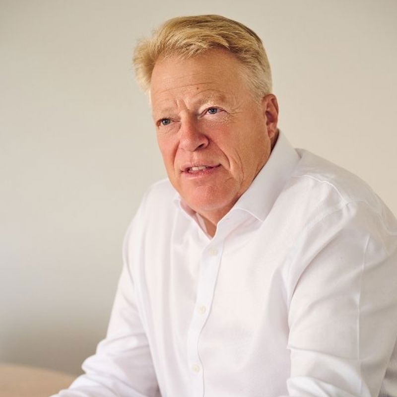 Stuart Perfitt